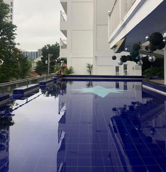 Kandi Tower 3, Premium 1Br With 2Cr & 2 Balcony. Angeles Esterno foto